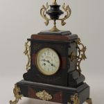 890 5370 TABLE CLOCK